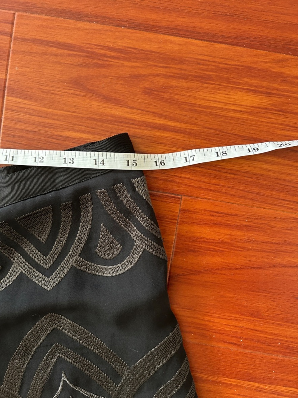Magaschoni Black A-Line Skirt with Metallic Embroidered Pattern - Picture 4 of 4